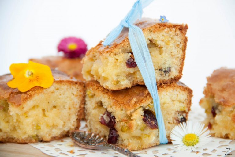 Blondies: Helle Brownies mit weißer Schokolade | Zimtblume.de