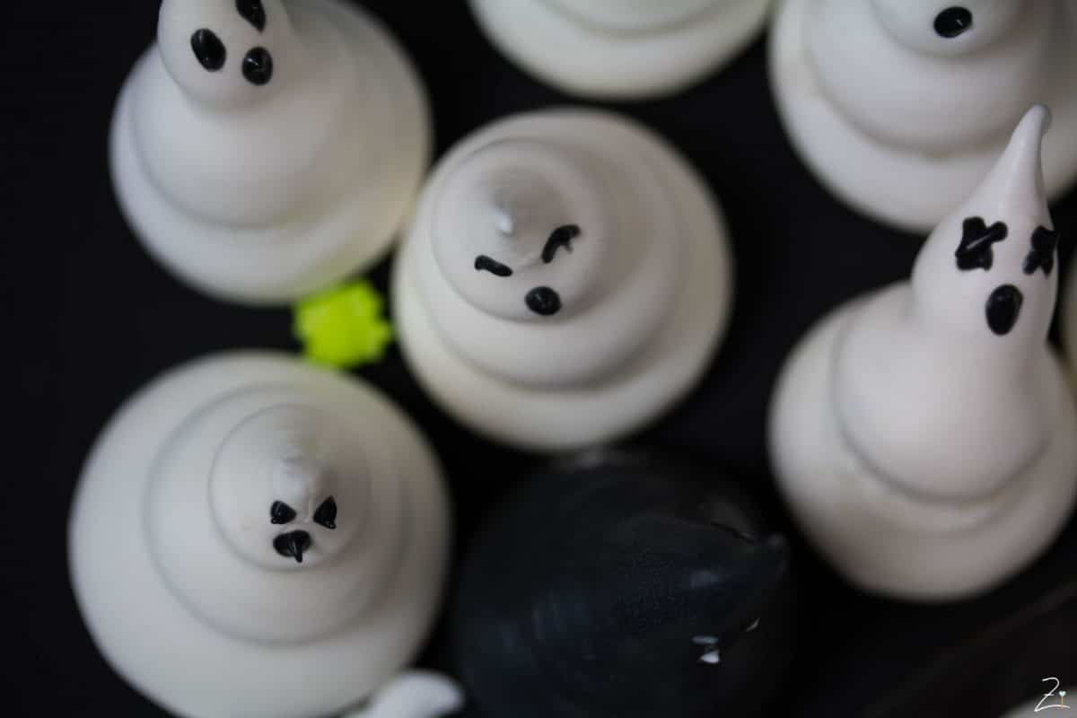 Baiser Gespenster: Halloween Rezept | Zimtblume.de Baiser Gespenster: Halloween Rezept | Zimtblume.de