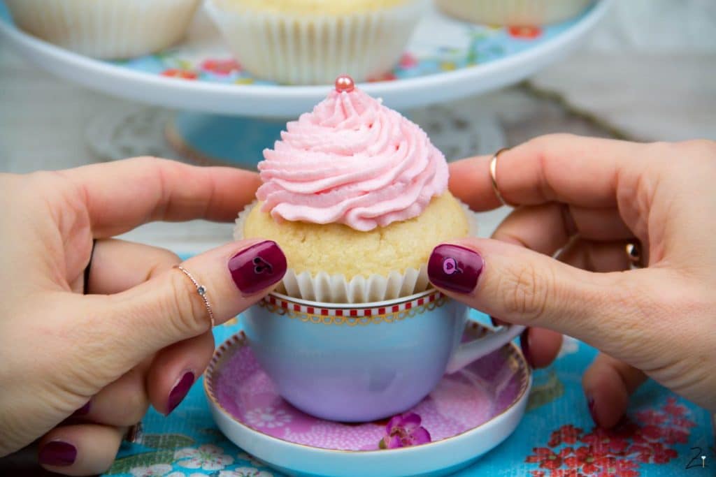 Rezept für rosa Mandel Cupcakes - Frühlingsbeginn mit Pip Studio