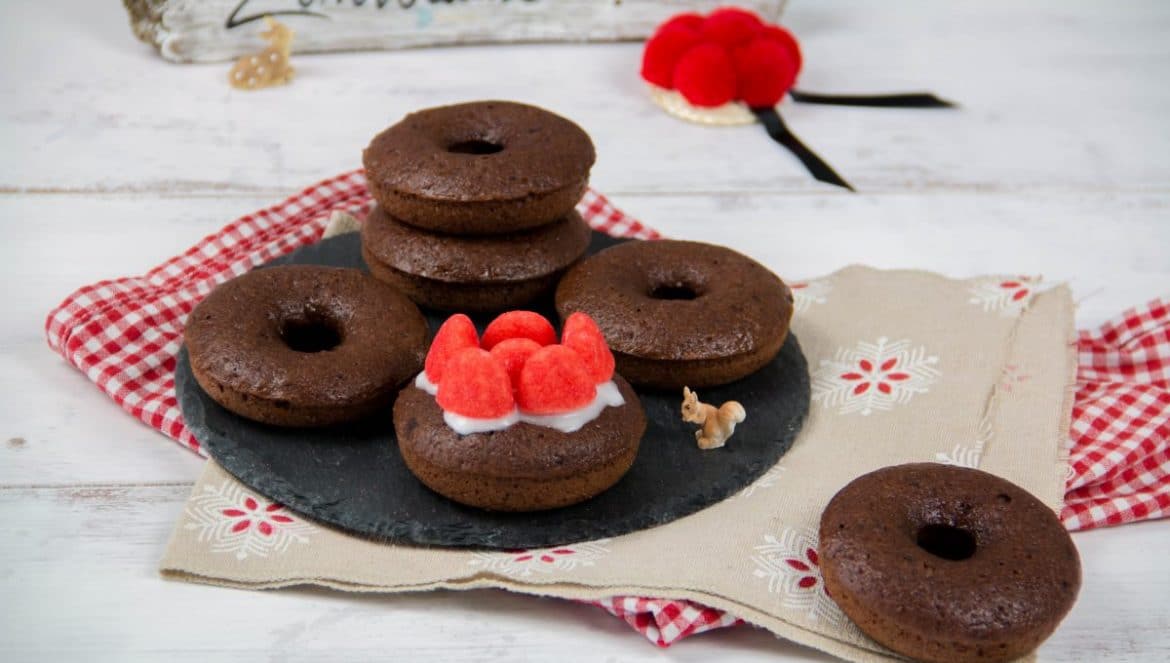 Bollenhut Donuts - Rezept für schokoladige Black Forest Donuts