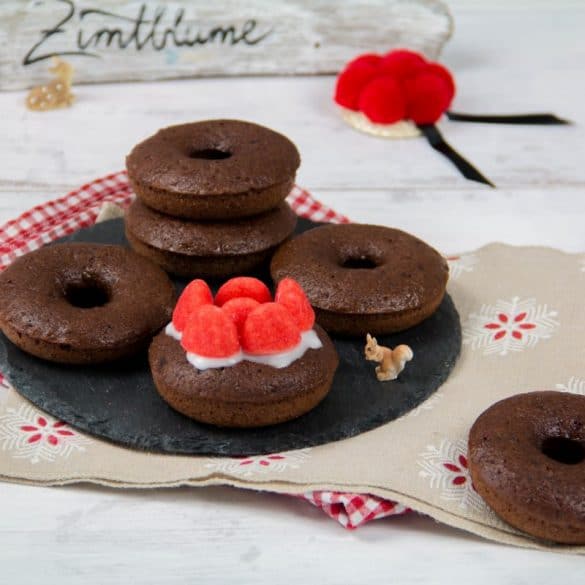 Bollenhut Donuts - Rezept für schokoladige Black Forest Donuts