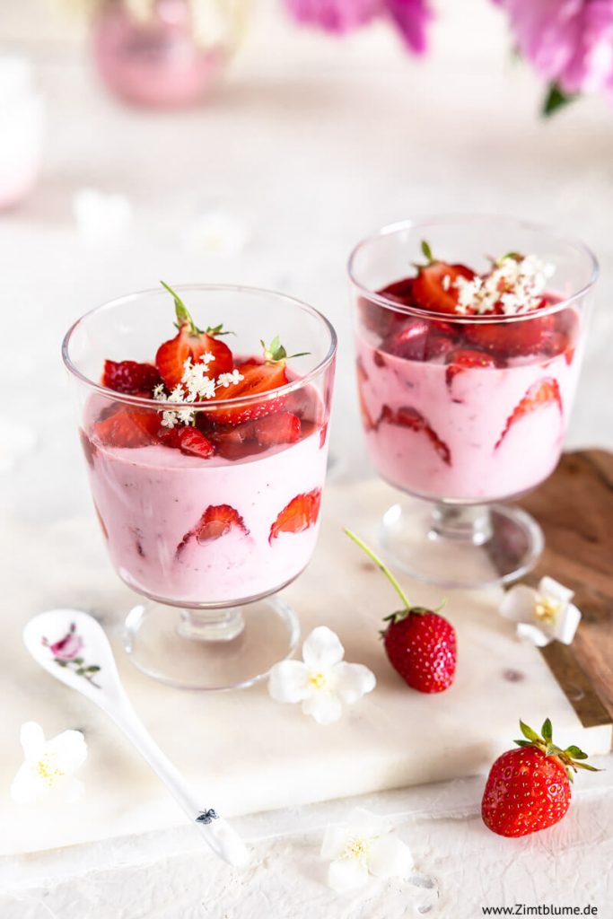 Erdbeerquark Dessert