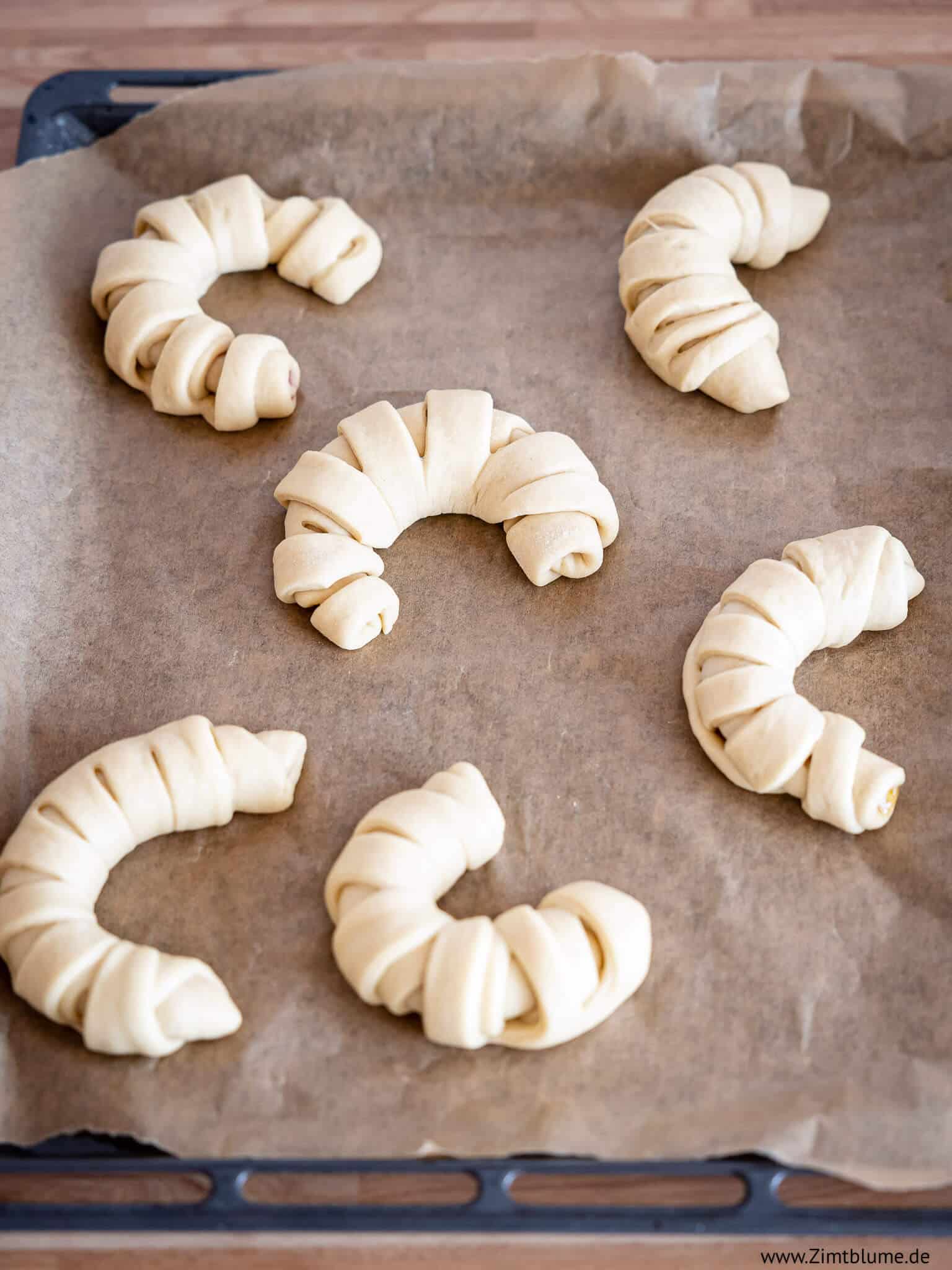 Marmeladenhörnchen | Hefehörnchen mit Marmelade