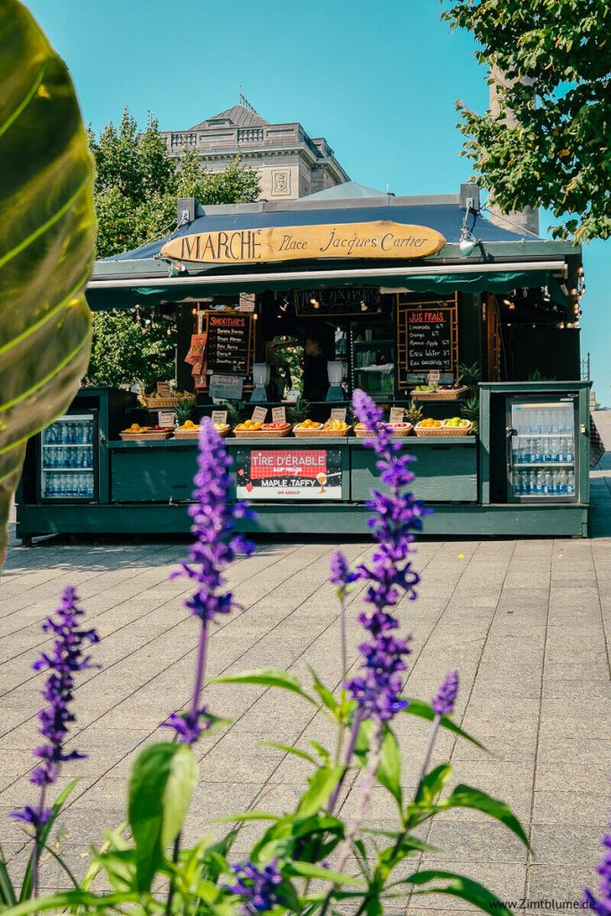 Sicht auf den Stand Marché Place Jacques Cartier