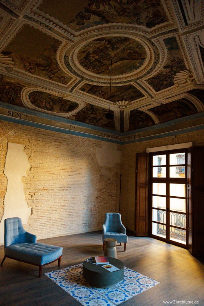 Decke mit Fresko im Axel Hotel in Valencia