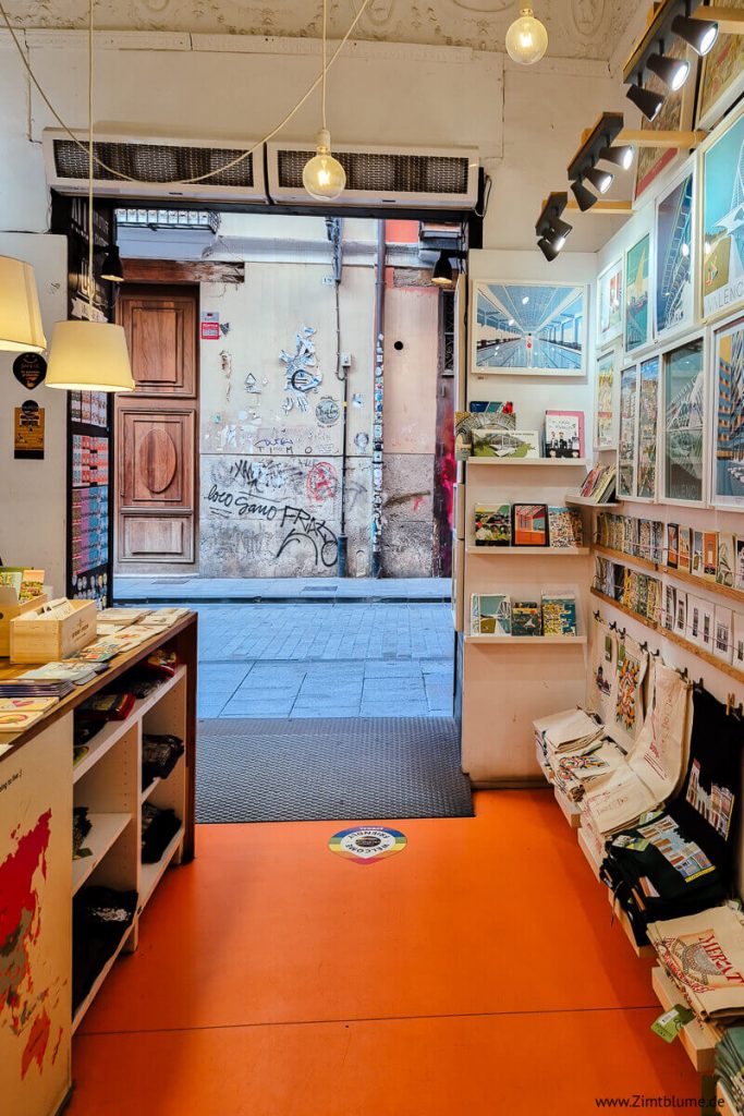 Shopping in Valencia: Kleine Boutique von Innen