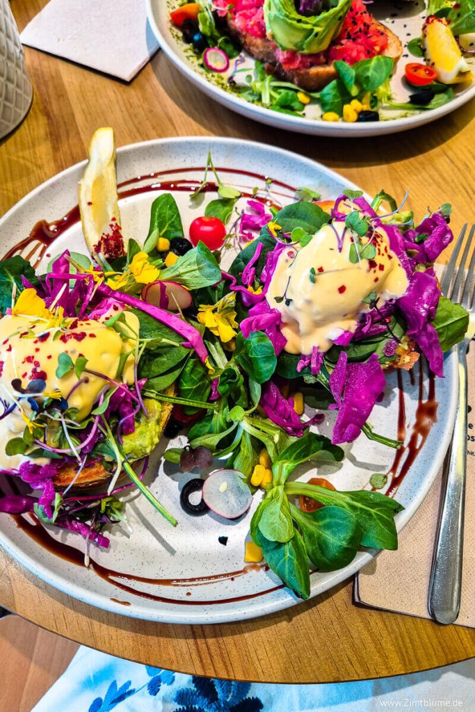 Eggs Benedict im Brunchit Sevilla