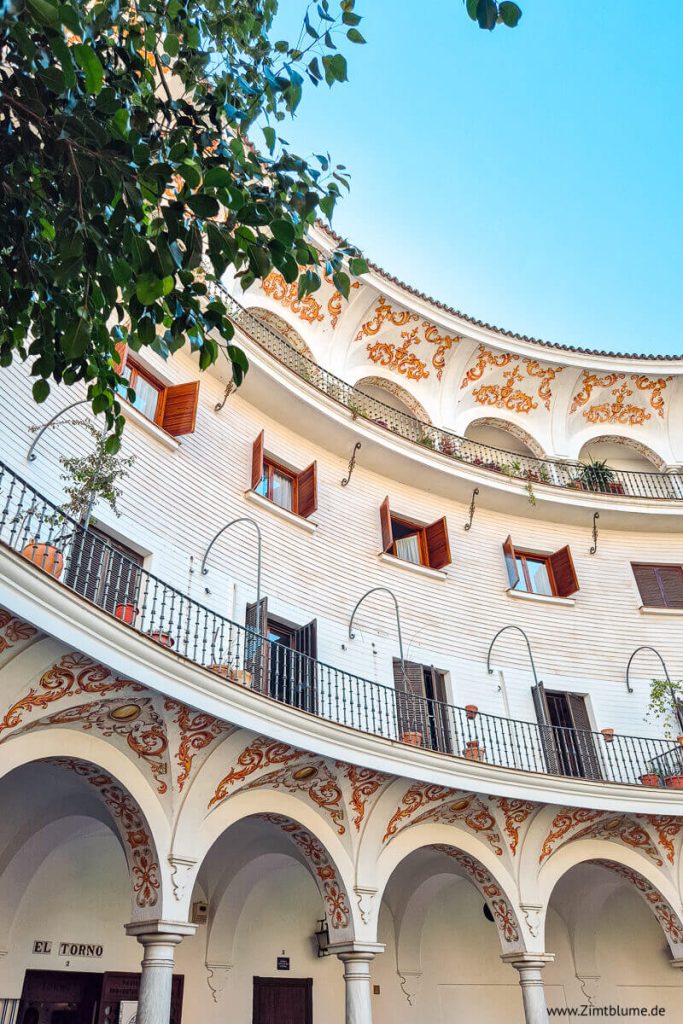 Plaza del Cabildo in Sevilla